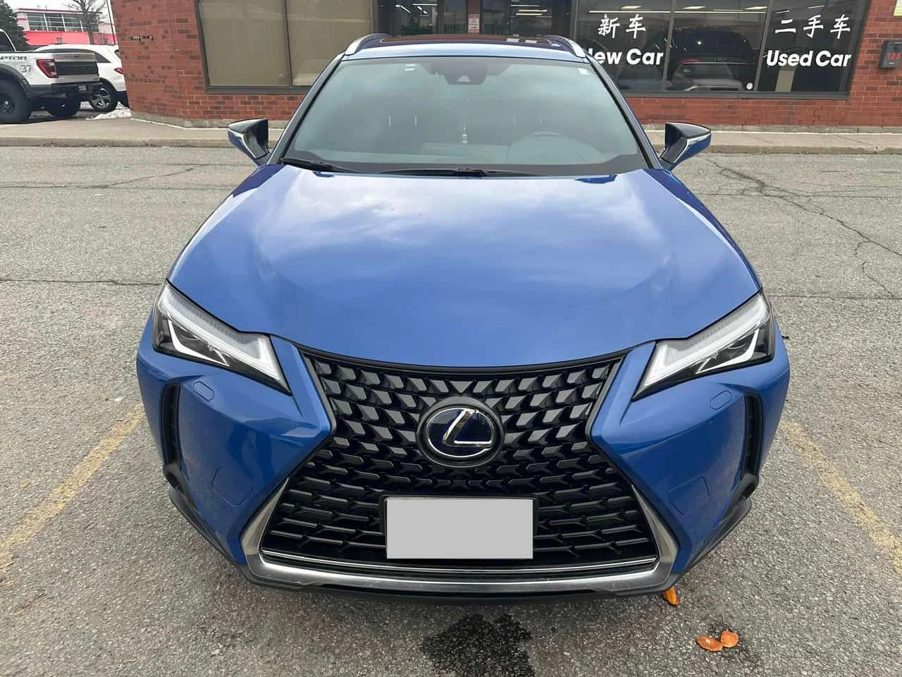 Lexus UX 250h  CARFAX, снимка 6 - Автомобили и джипове - 53825794