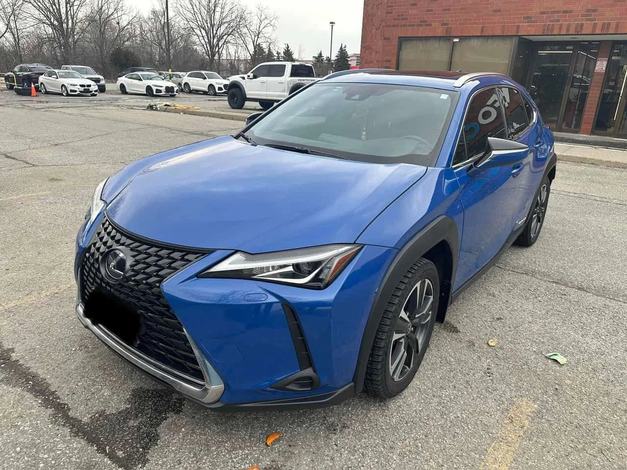 Lexus UX 250h  CARFAX | Auto.bg — изображение 1
