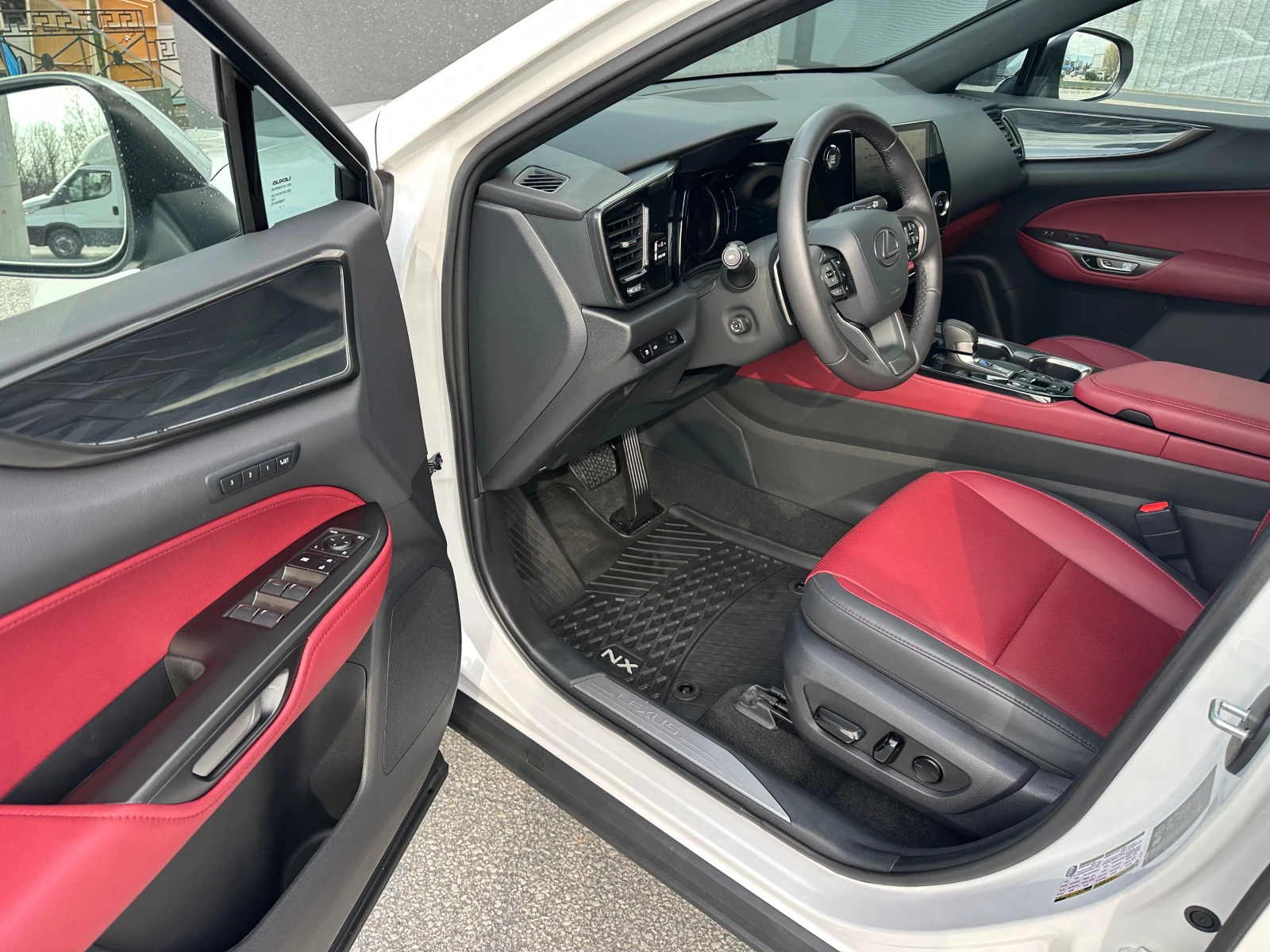 Lexus NX 350 AWD President 4615km | Mobile.bg � ����������� 8