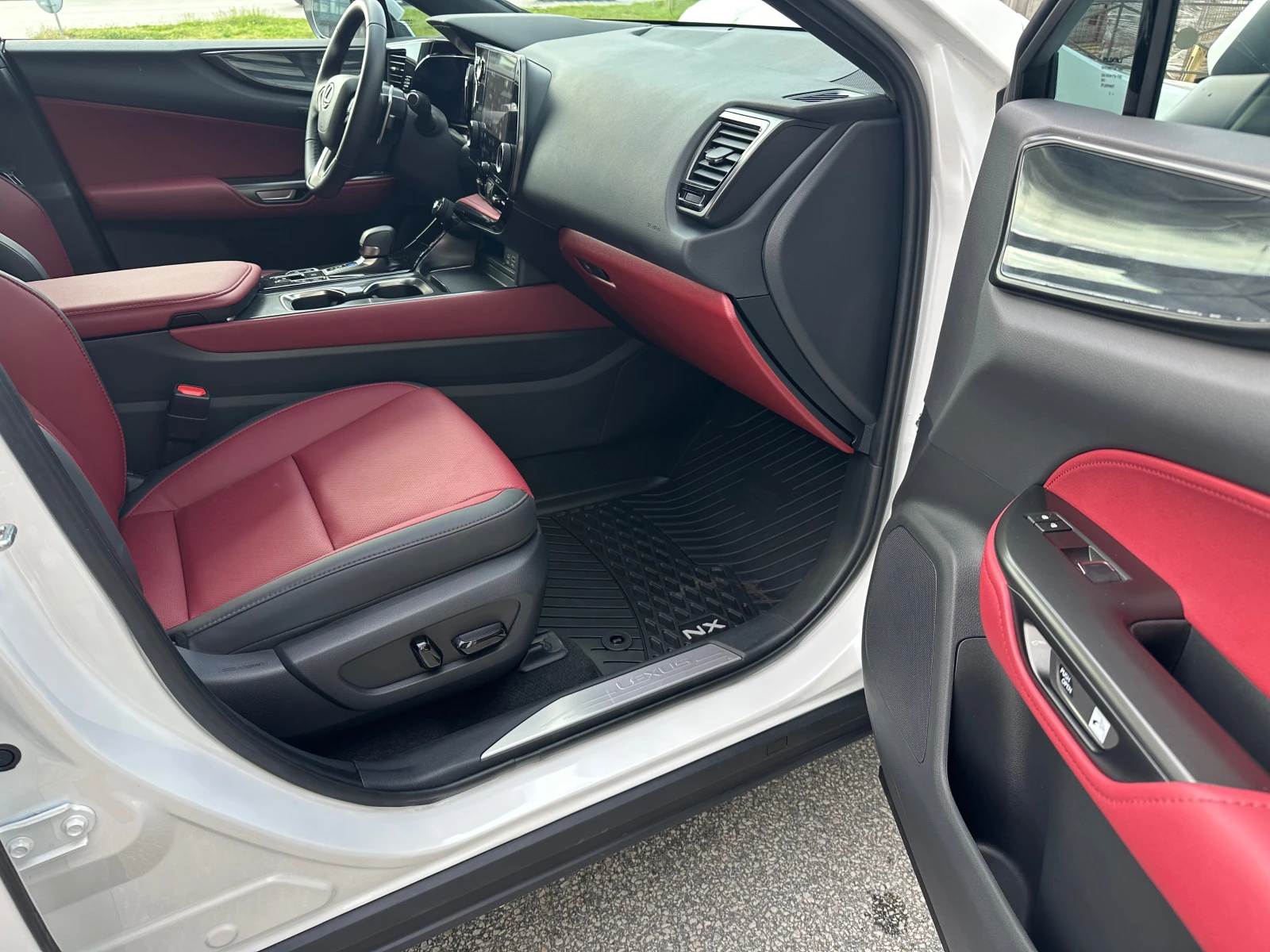 Lexus NX 350 AWD President 4615km | Mobile.bg � ����������� 12