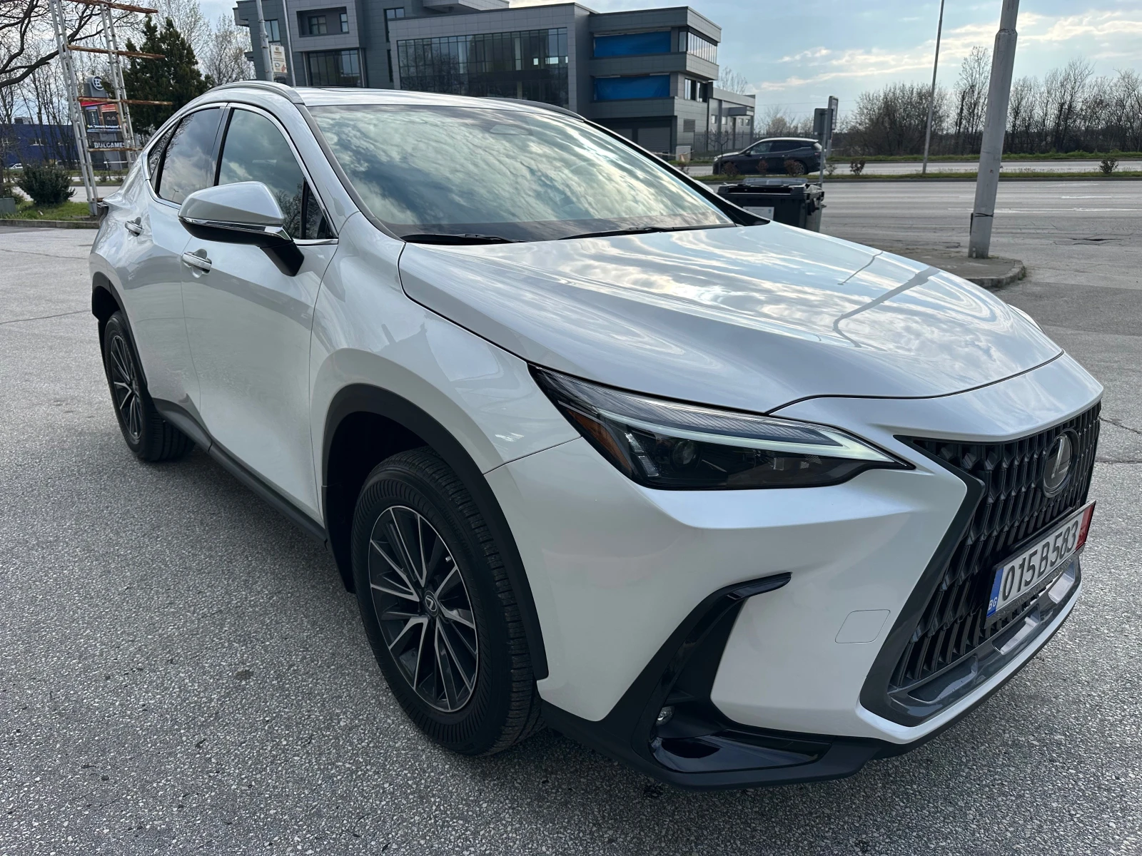 Lexus NX 350 AWD President 4615km | Mobile.bg � ����������� 3