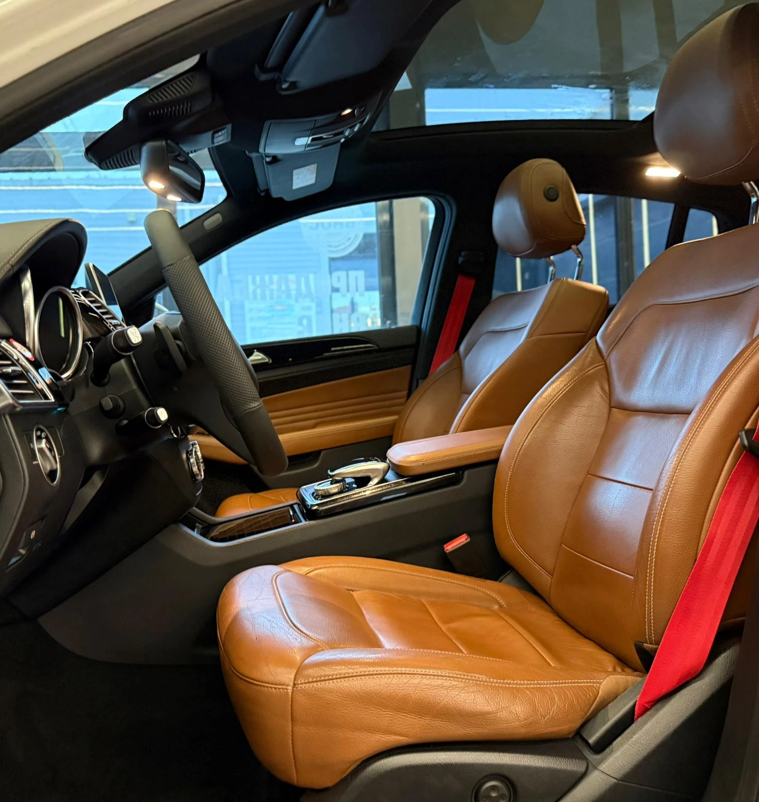 Mercedes-Benz GLE 350 d* 4Matic* Панорама* Лизинг, снимка 7 - Автомобили и джипове - 54037308