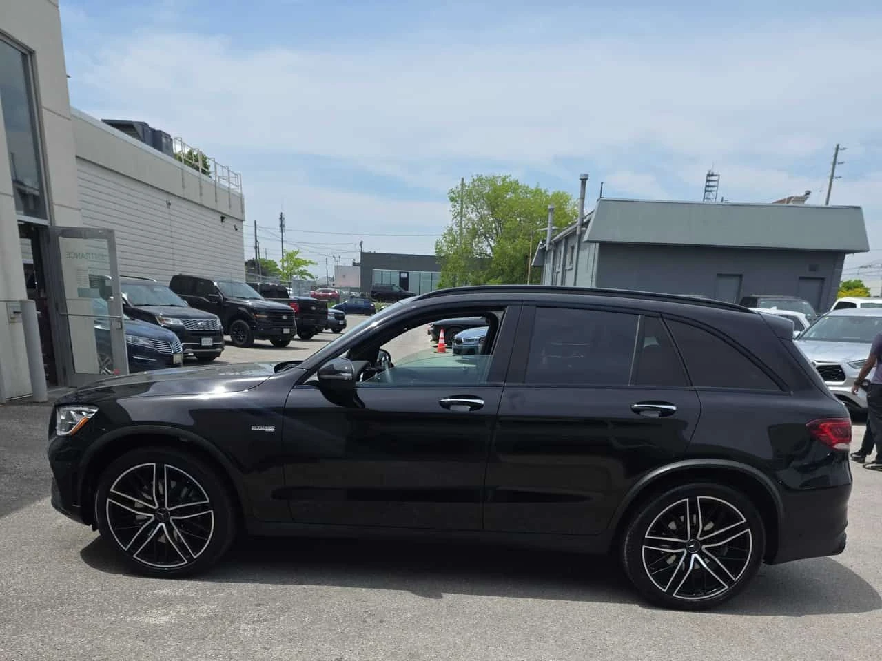 Mercedes-Benz GLC 43 AMG * CARFAX * ОПЦИЯ ЗА ФИНАНСИРАНЕ, снимка 2 - Автомобили и джипове - 54885746