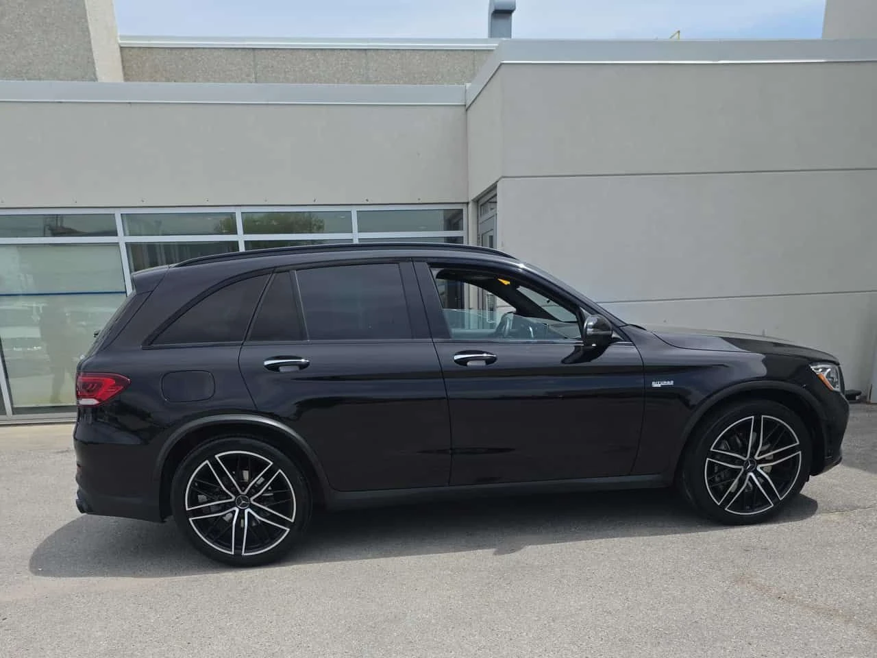Mercedes-Benz GLC 43 AMG * CARFAX * ОПЦИЯ ЗА ФИНАНСИРАНЕ, снимка 3 - Автомобили и джипове - 54885746