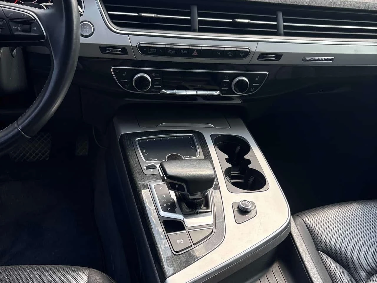 Audi Q7 Technik / 360 / DIS / HUD /BOSE / АВТОКРЕДИТ, снимка 9 - Автомобили и джипове - 55767540