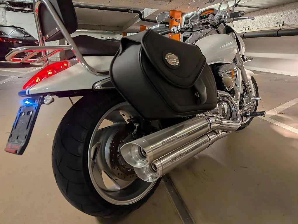 Suzuki Boulevard М109R , снимка 2 - Мотоциклети и мототехника - 54272159