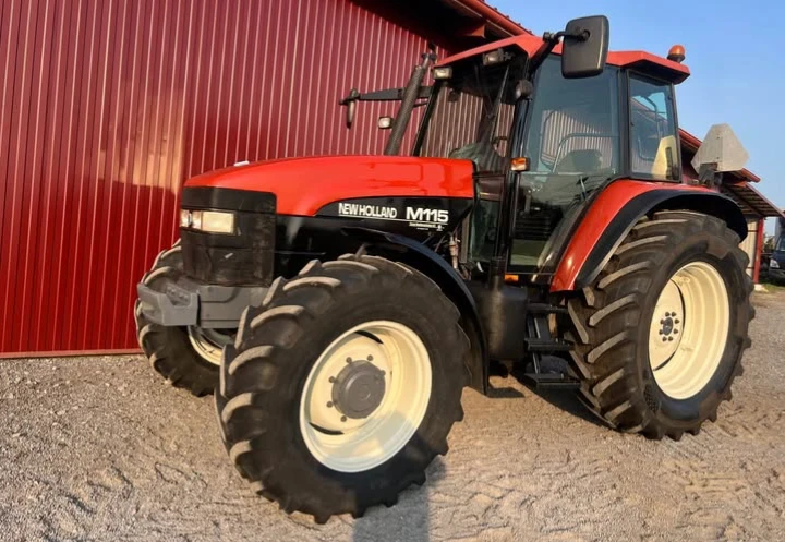 Трактор New Holland M115, снимка 2 - Селскостопанска техника - 56124435