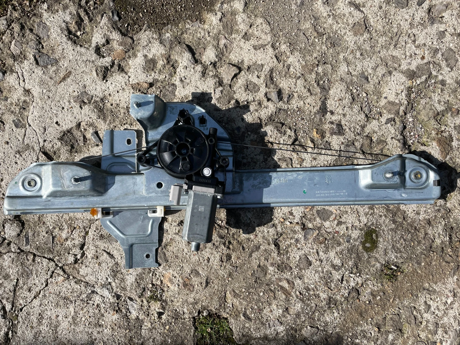           2008 - 9813093880 -9813093780  3 | Mobile.bg   2