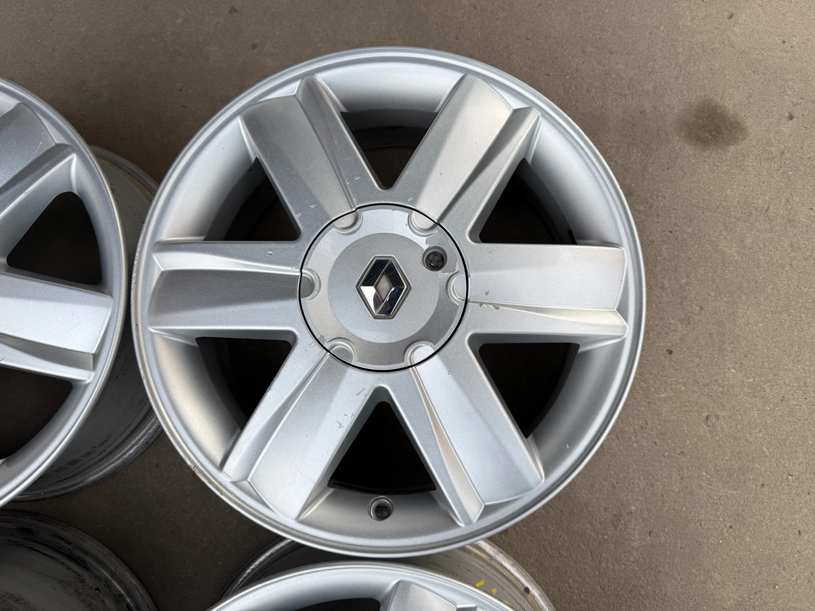 Джанти, снимка 5 - Гуми и джанти - 53870568