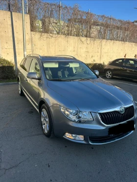 Skoda Superb Комби, снимка 2