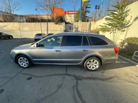 Skoda Superb Комби, снимка 4