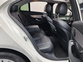 Mercedes-Benz C 220 4MATIC, снимка 11