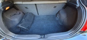 Toyota Auris, снимка 15