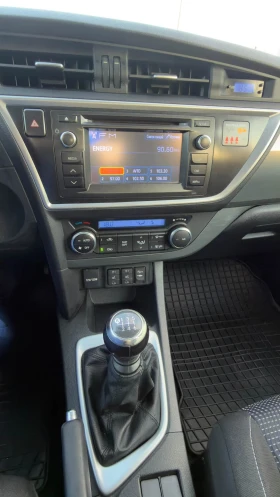 Toyota Auris 1.6 БЕНЗИН  EURO5, снимка 13