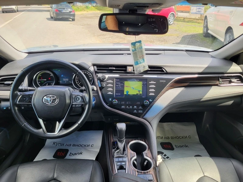 Toyota Camry 2, 5-HYBRID/Eвропейска, снимка 14 - Автомобили и джипове - 45491202