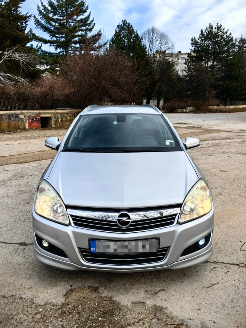 Opel Astra, снимка 1 - Автомобили и джипове - 48448736