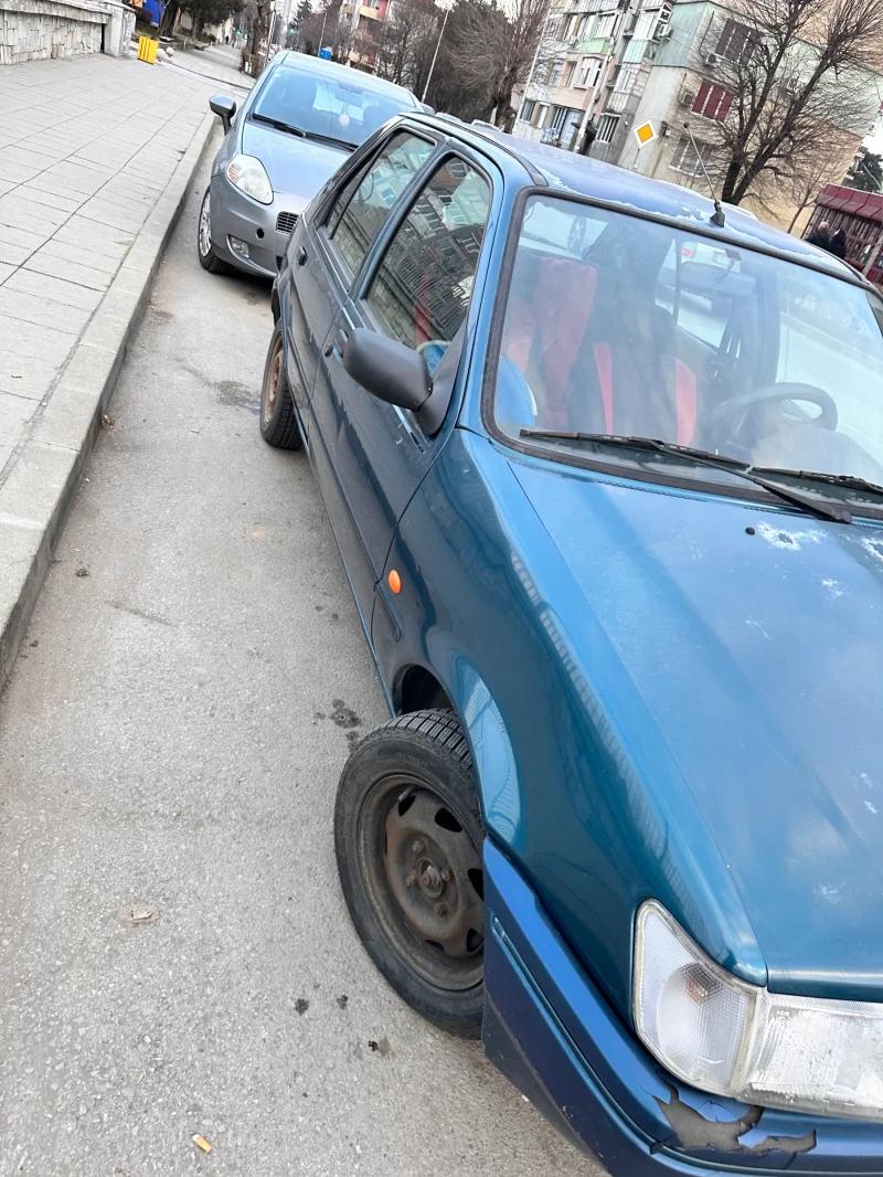 Ford Fiesta 1.3, снимка 3 - Автомобили и джипове - 49108326