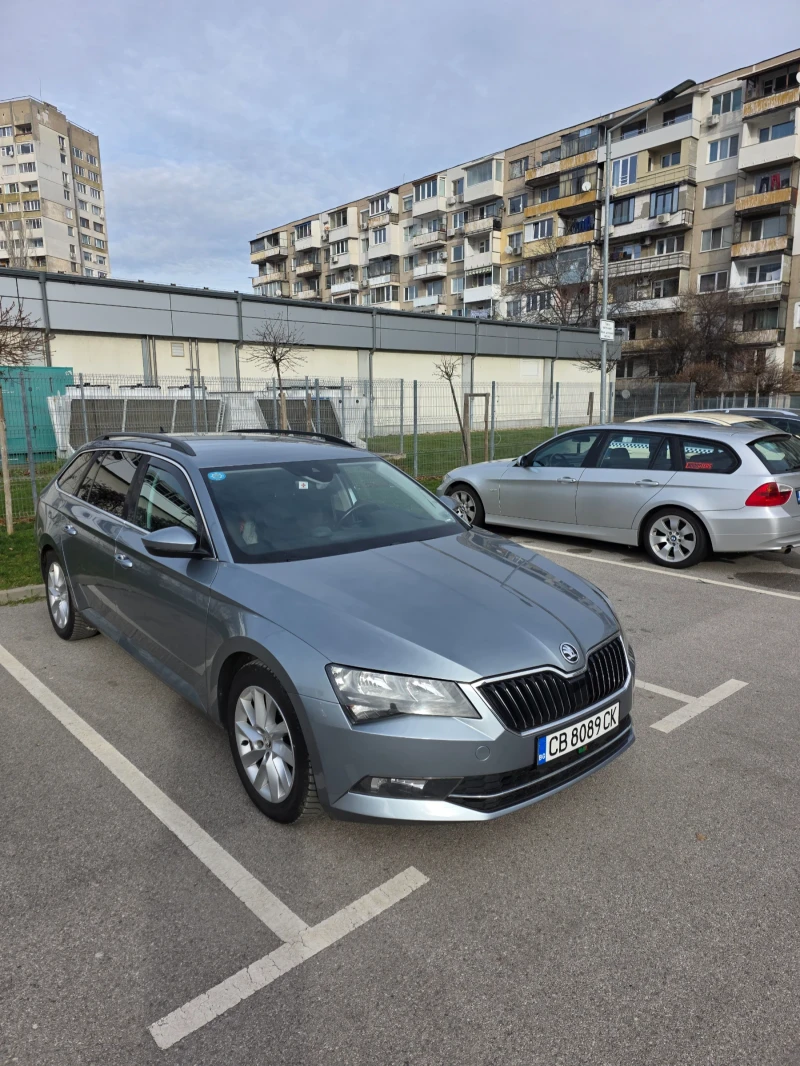 Skoda Superb, снимка 14 - Автомобили и джипове - 52394244