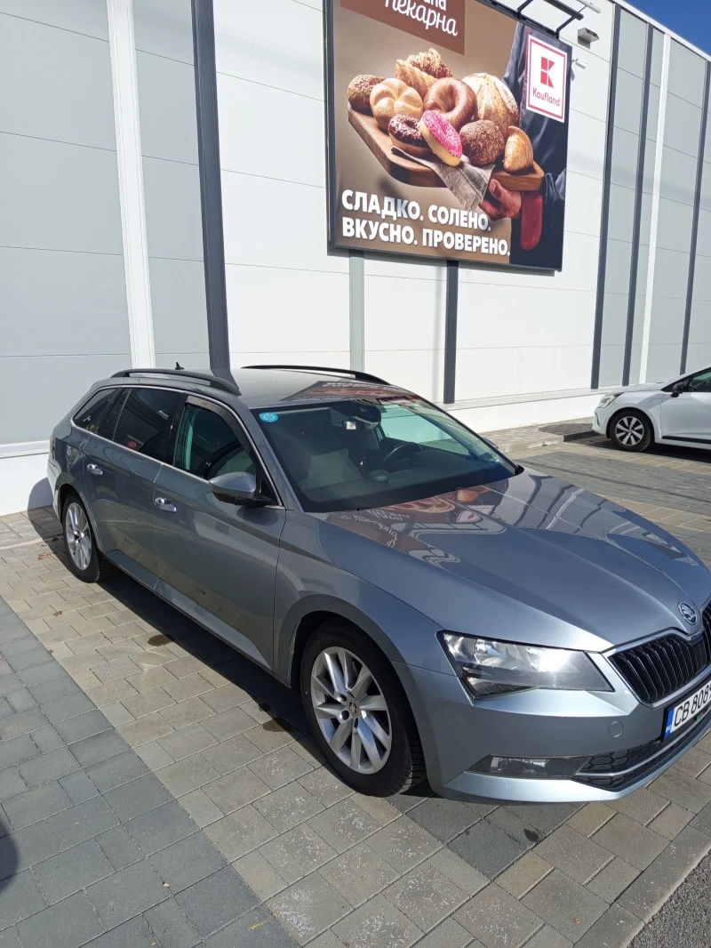Skoda Superb, снимка 12 - Автомобили и джипове - 52394244
