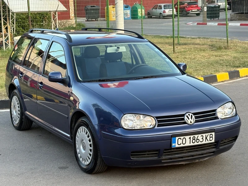 VW Golf КОМБИ, снимка 3 - Автомобили и джипове - 52657009