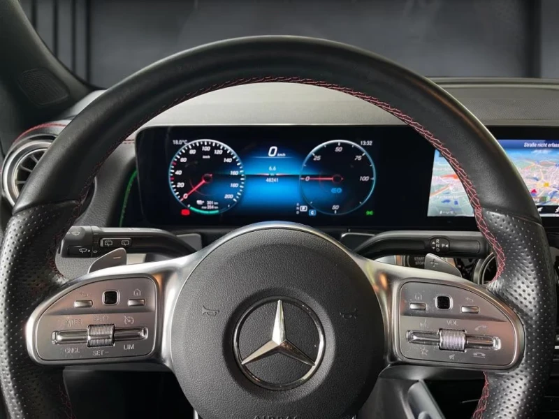 Mercedes-Benz EQB 250/AMG/190HP/CAM/CARPLAY/LED/VCONTROL/L.ASS/846f, снимка 9 - Автомобили и джипове - 52145239