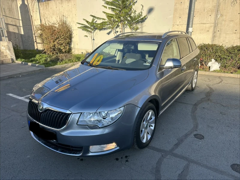 Skoda Superb Комби, снимка 3 - Автомобили и джипове - 52507468