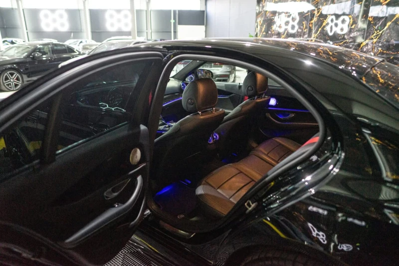 Mercedes-Benz E 220 D FULL BRABUS 800 PACK 3D BURMEISTER ЛИЗИНГ 100%, снимка 15 - Автомобили и джипове - 52529578