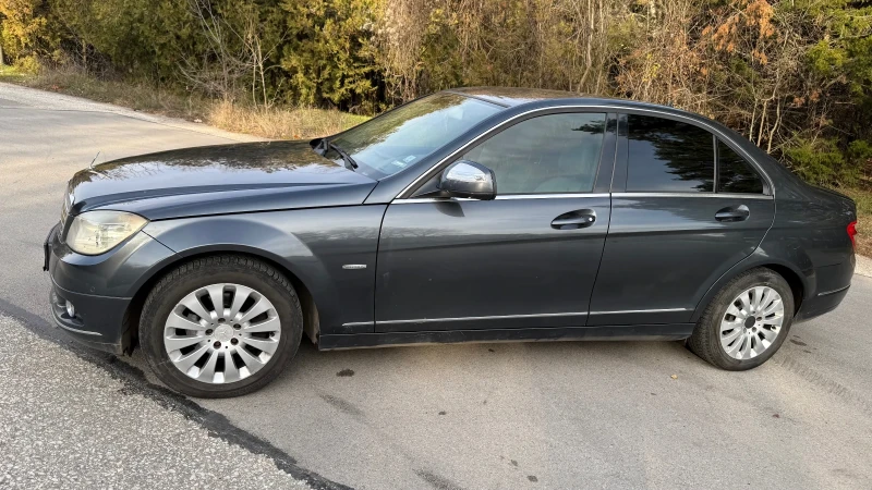 Mercedes-Benz C 220, снимка 9 - Автомобили и джипове - 52839082