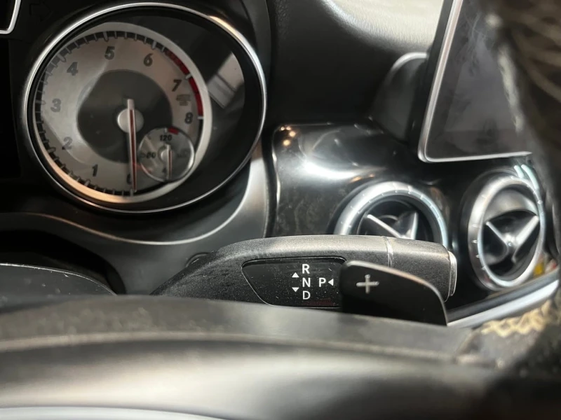 Mercedes-Benz CLA * АВТО КРЕДИТ* ЦЕНА ДО БГ * СЕРВИЗНА ИСТОРИЯ * , снимка 17 - Автомобили и джипове - 52851562