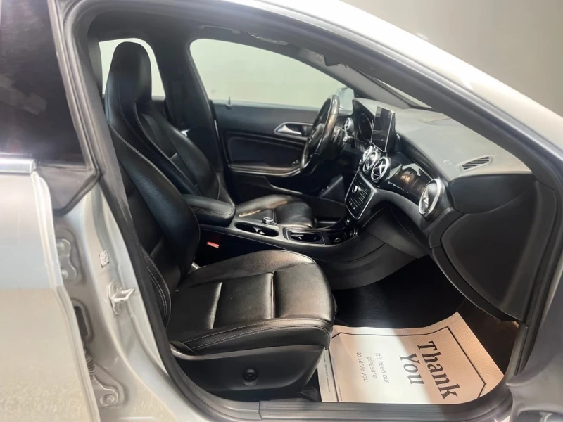 Mercedes-Benz CLA * АВТО КРЕДИТ* ЦЕНА ДО БГ * СЕРВИЗНА ИСТОРИЯ * , снимка 12 - Автомобили и джипове - 52851562