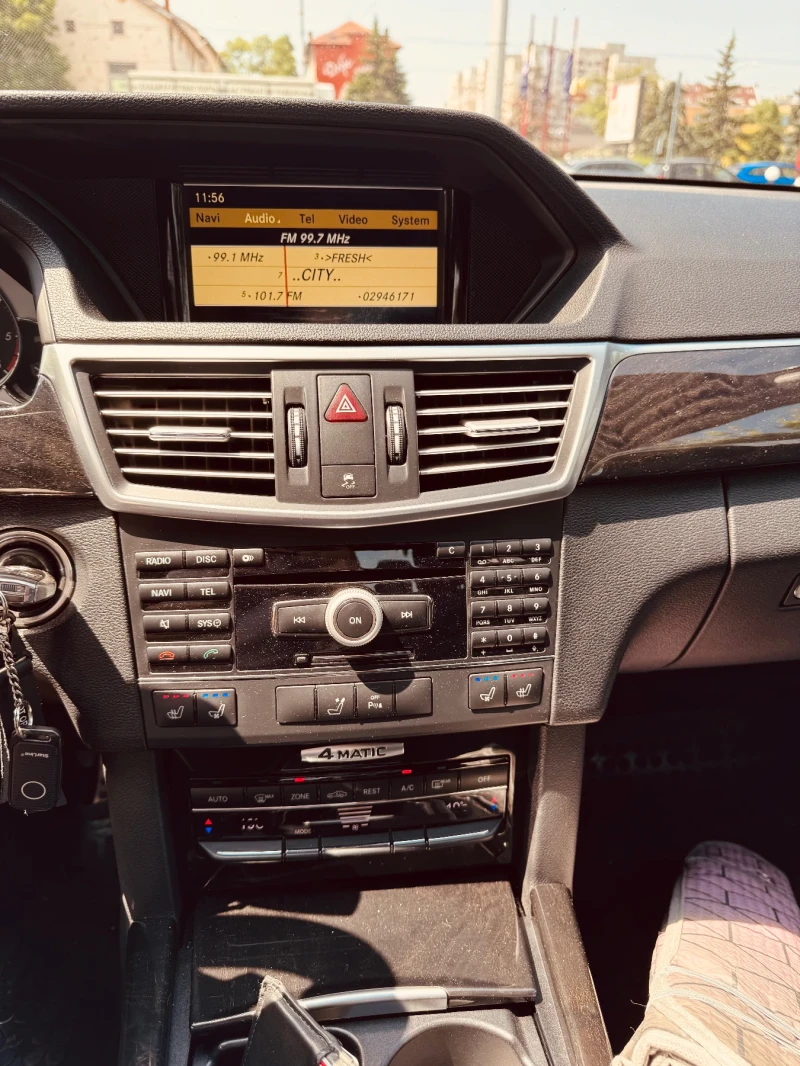 Mercedes-Benz E 350, снимка 9 - Автомобили и джипове - 52928719