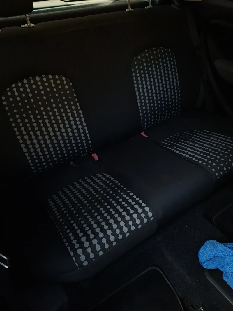 Fiat Punto 1.3 Multijet , снимка 10 - Автомобили и джипове - 53176758