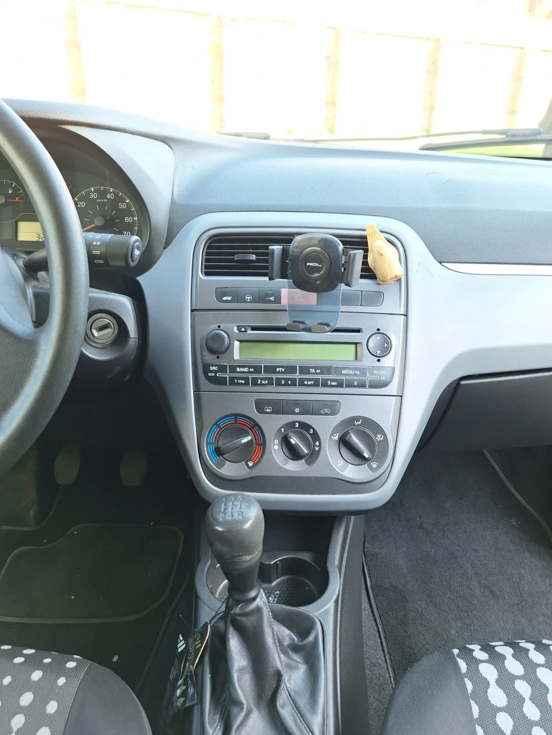 Fiat Punto 1.3 Multijet , снимка 4 - Автомобили и джипове - 53176758