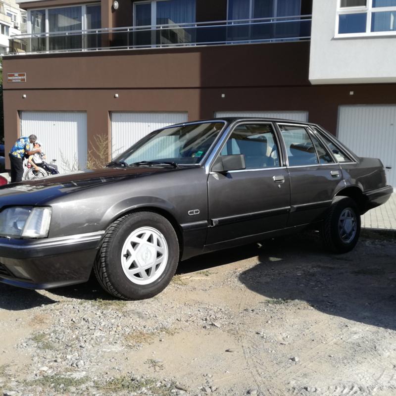 Opel Senator 3.0 i, снимка 2 - Автомобили и джипове - 45991993