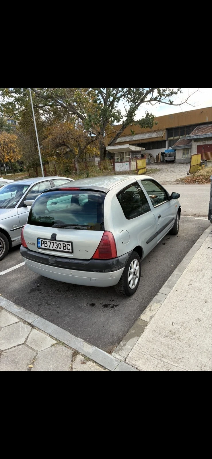 Renault Clio, снимка 3 - Автомобили и джипове - 52596474