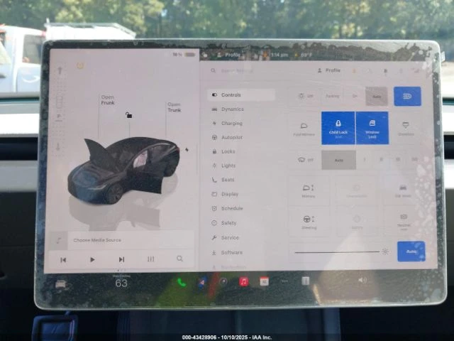 Tesla Model 3 LONG RANGE DUAL MOTOR ALL-WHEEL DRIVE, снимка 11 - Автомобили и джипове - 52749127