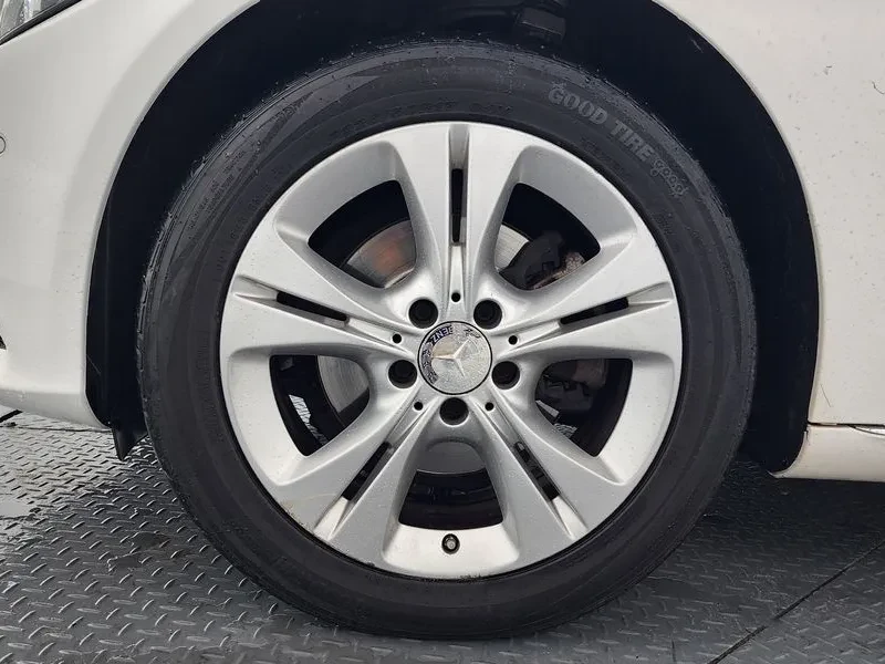 Mercedes-Benz C 220 4MATIC, снимка 5 - Автомобили и джипове - 54282248