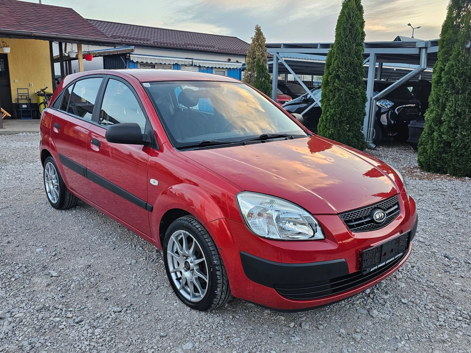 Kia Rio 1.4i КЛИМАТИК РЕАЛНИ КИЛОМЕТРИ - изображение 7