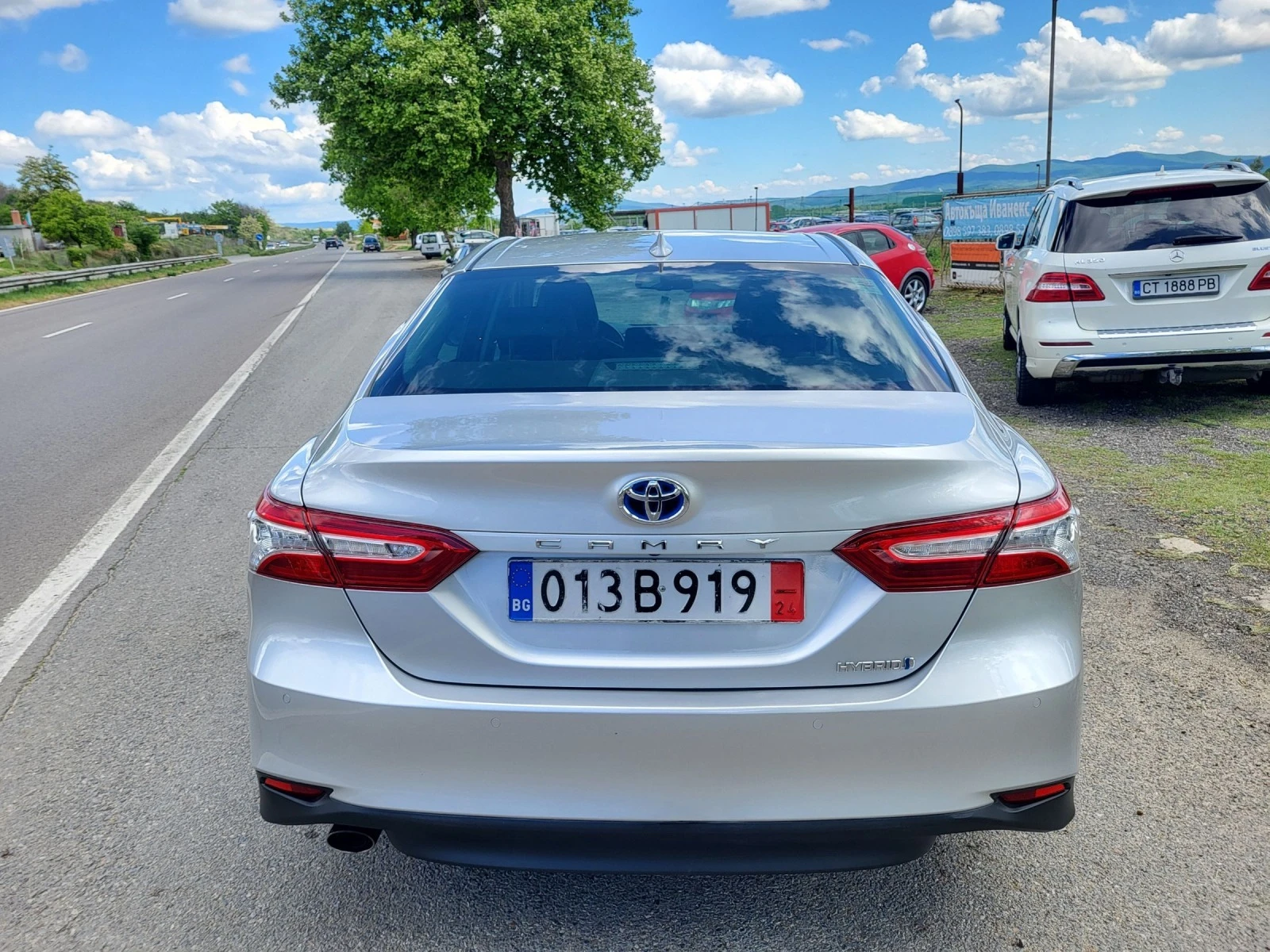 Toyota Camry 2, 5-HYBRID/Eвропейска - изображение 4