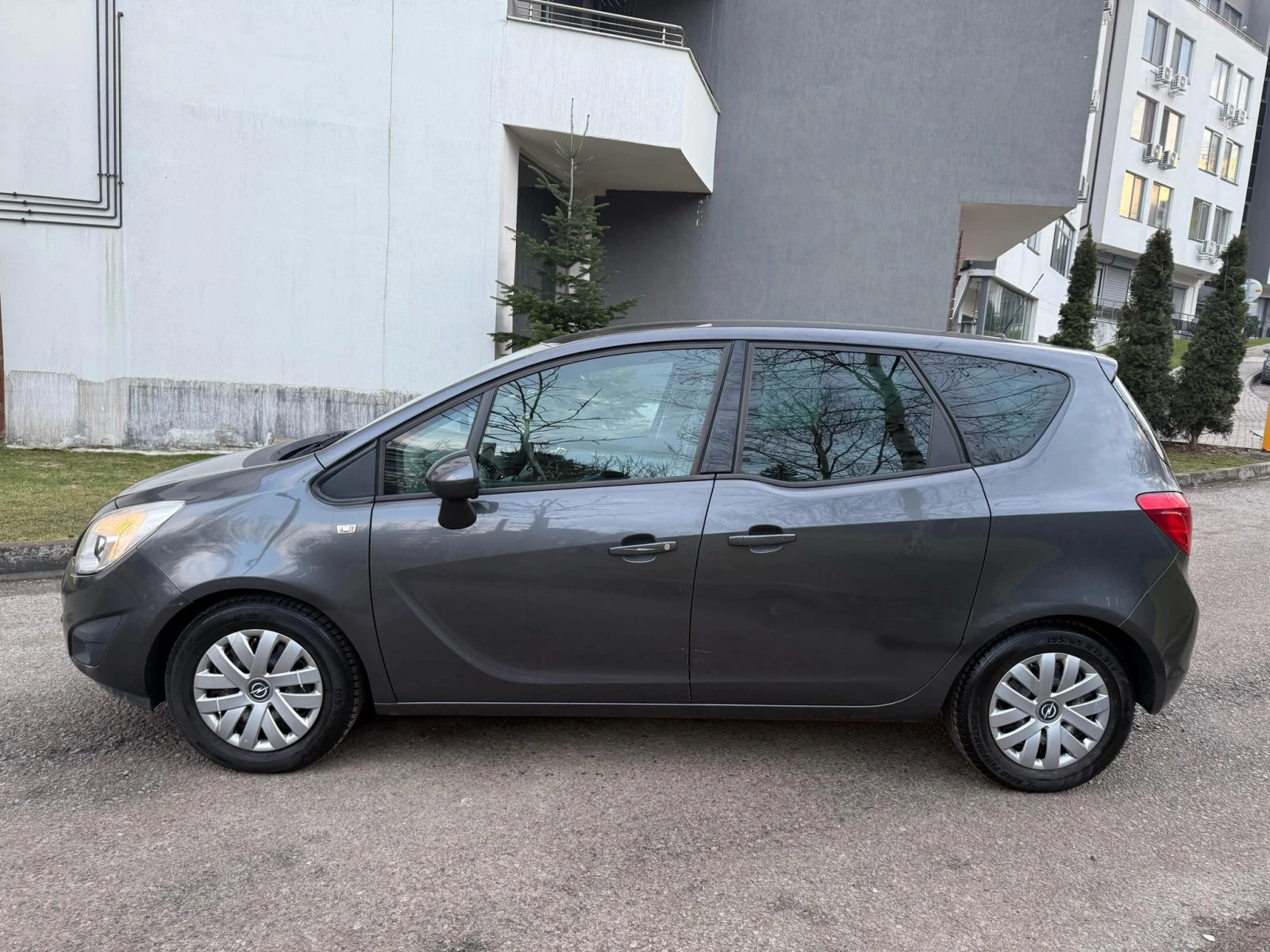 Opel Meriva 1.4i / ГАЗОВ ИНЖЕКЦИОН - изображение 4