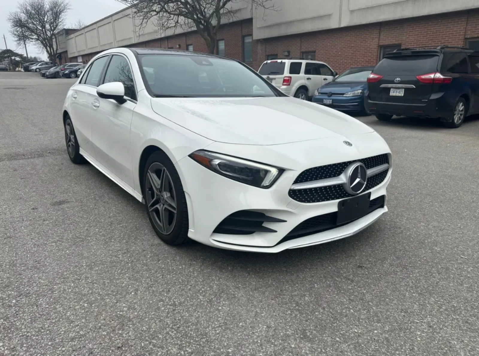 Mercedes-Benz A 250  * AMG пакет* * АвтоКредит* (ЦЕНА ДО БГ) - изображение 5