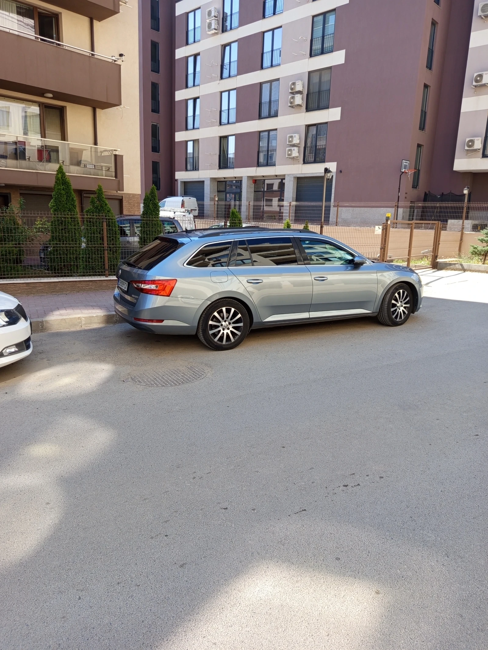Skoda Superb  - изображение 9