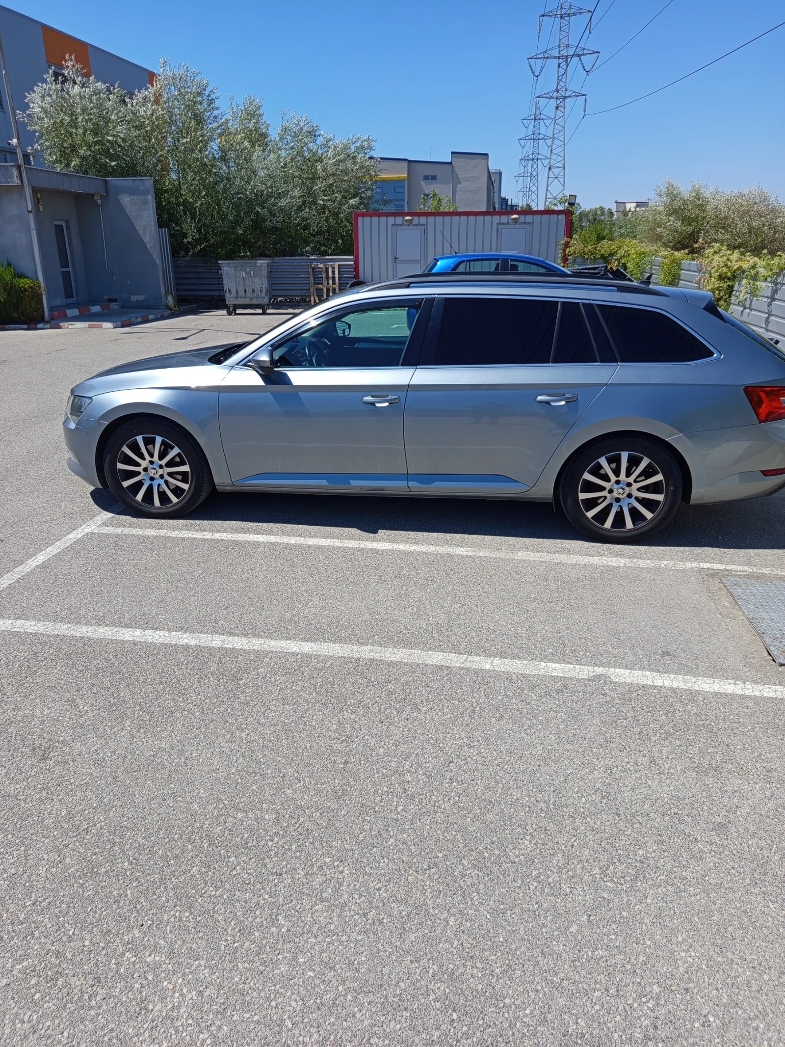 Skoda Superb  - изображение 8