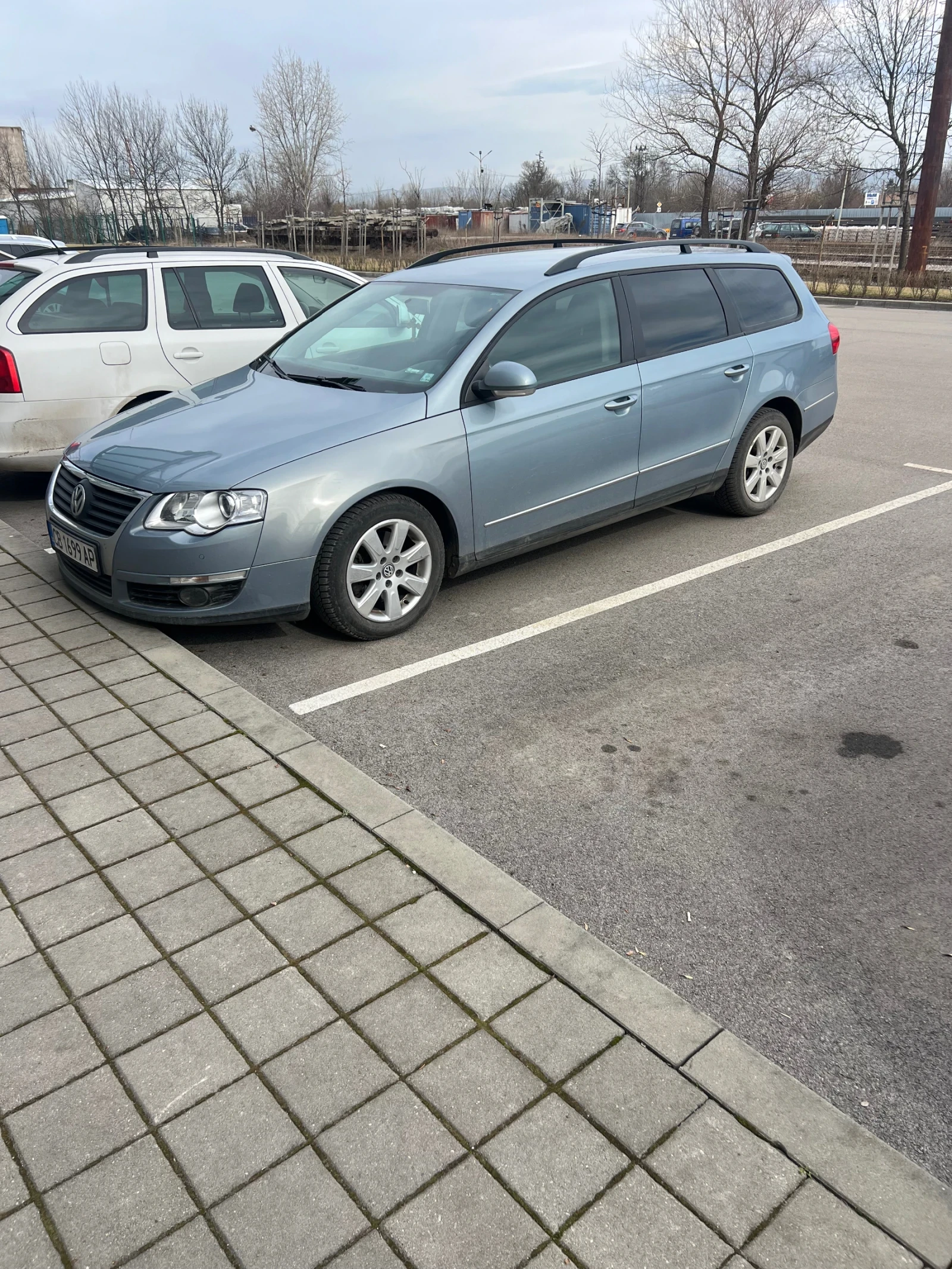 VW Passat 2.0 tdi - изображение 10