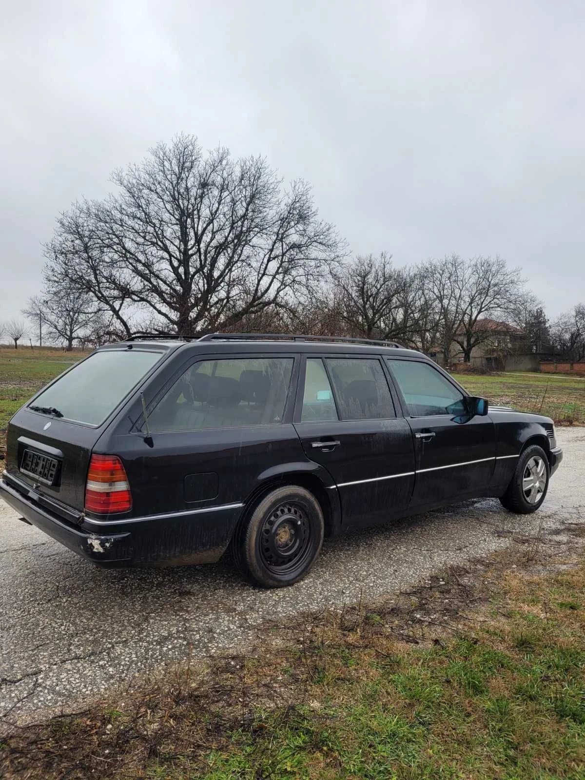 Mercedes-Benz 124 На части - изображение 2