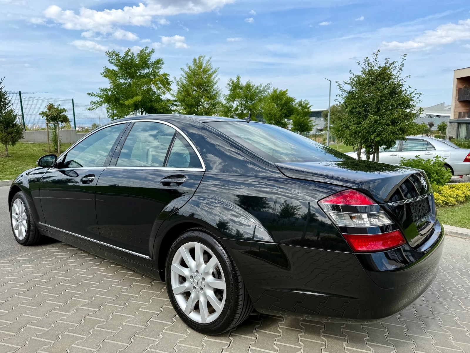 Mercedes-Benz S 320 4-MATIC* DISTRONIC PLUS* NIGHT VISION*  - изображение 6