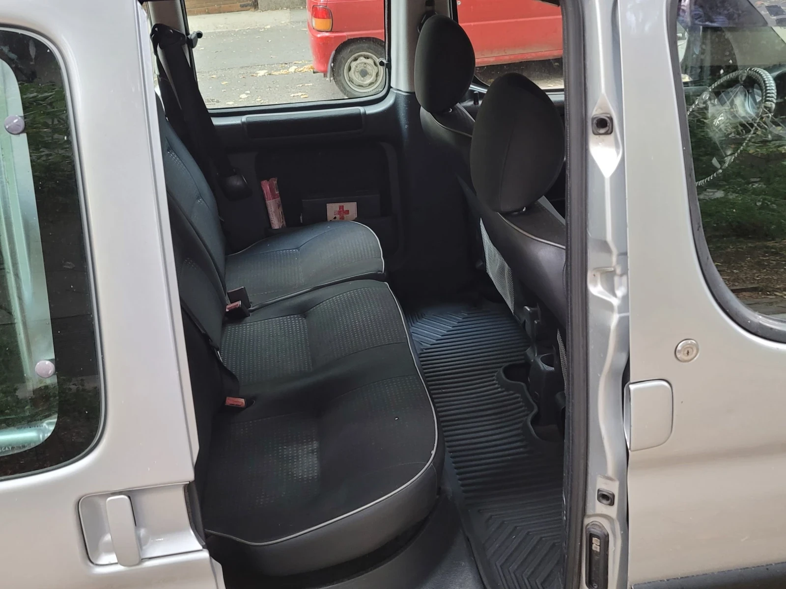 Peugeot Partner HDI - изображение 6
