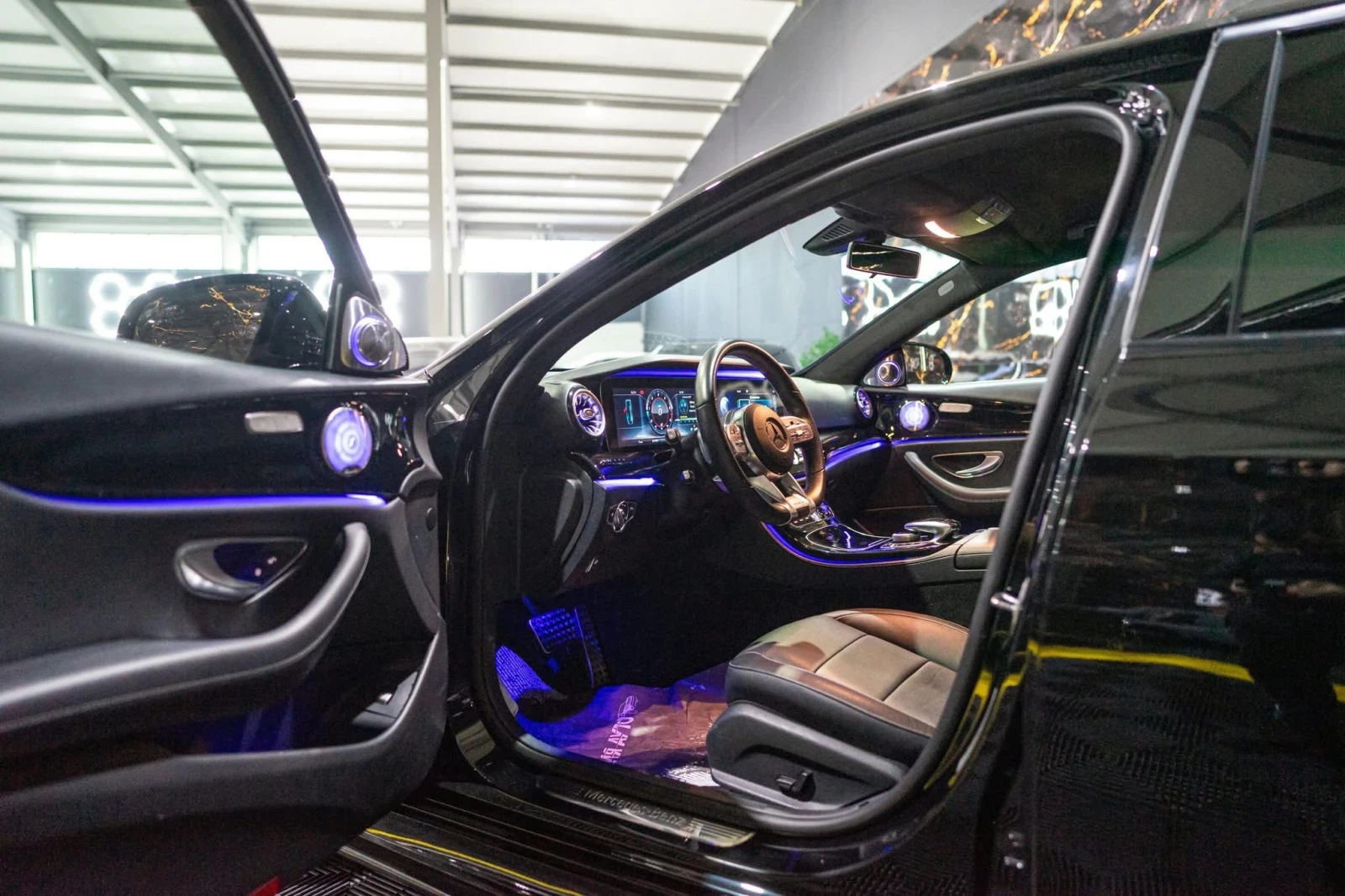 Mercedes-Benz E 220 D FULL BRABUS 800 PACK 3D BURMEISTER ������ 100% | Mobile.bg � ����������� 11