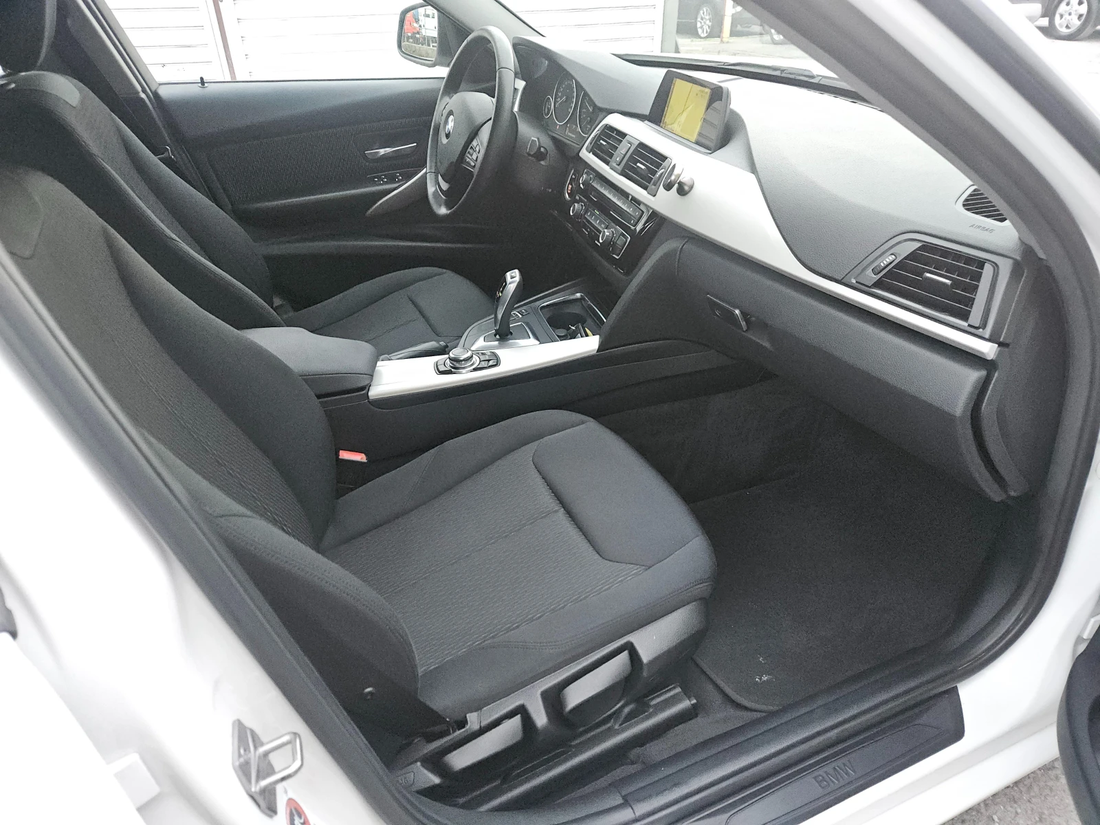 BMW 316 2.0D/BLACK FRIDAY/SPORT/8./LED/NAVI/XENON/ | Mobile.bg   15