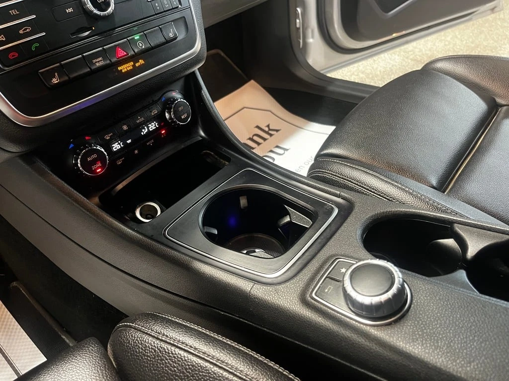 Mercedes-Benz CLA * АВТО КРЕДИТ* ЦЕНА ДО БГ * СЕРВИЗНА ИСТОРИЯ *  - изображение 8